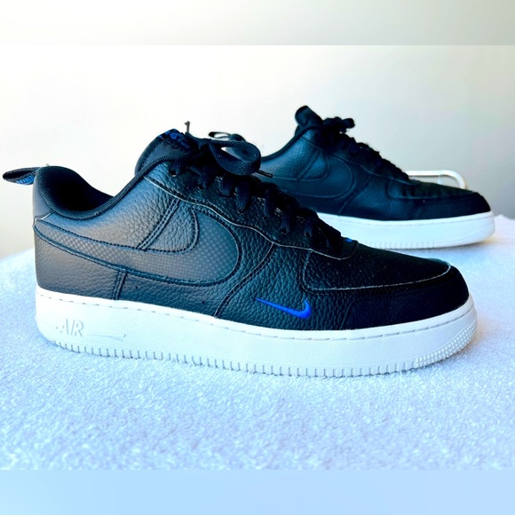 Nike Air Force 1 LV8 ‘Reflective Swoosh - Black’ - Picture 4 of 16